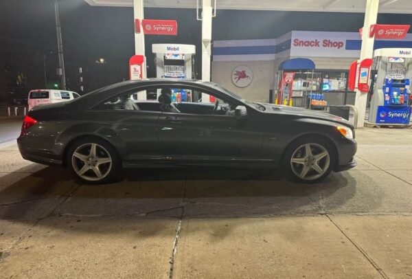 2011 Benz· CL 550 - Image 5