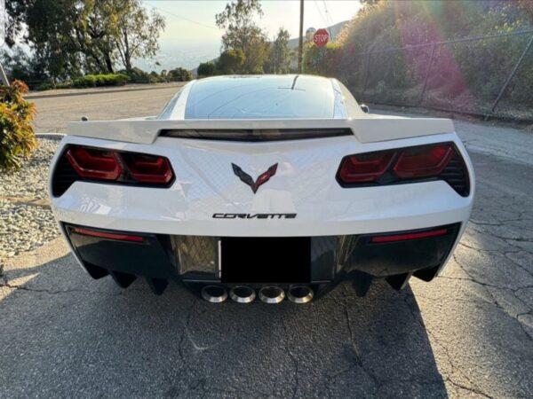 2017 Chevrolet Corvette 2 LT Z51 - Image 3